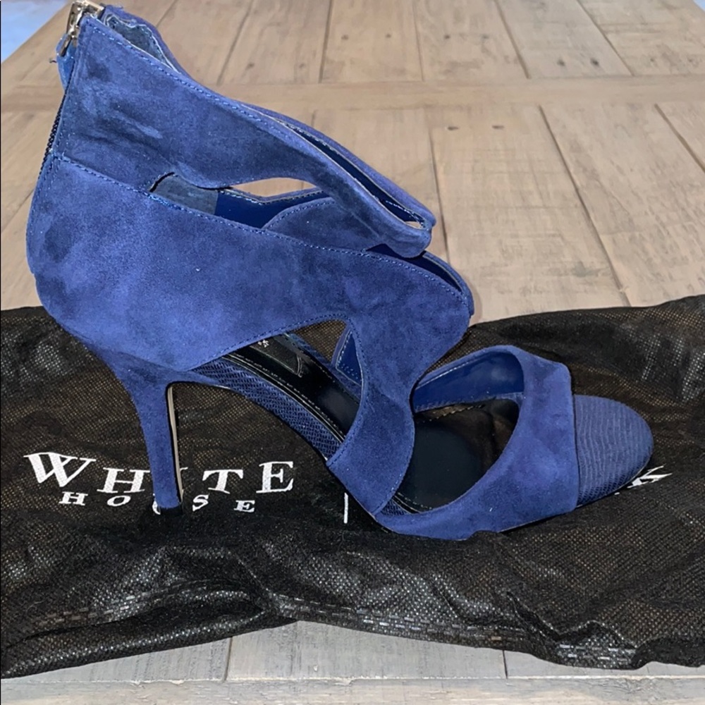 WHBM NWOT Blue Suede Heel 4inch Heel